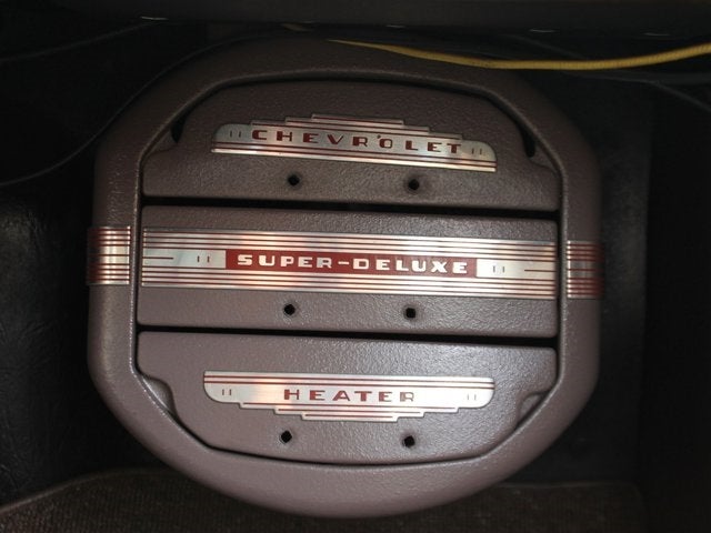 1940 Chevrolet Special Deluxe 2-Door Town Sedan