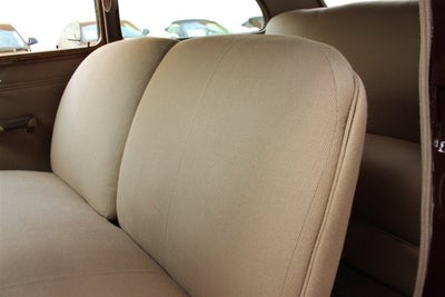 1940 Chevrolet Special Deluxe 2-Door Town Sedan