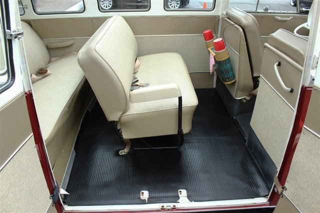 1967 Volkswagen Microbus 21 Window