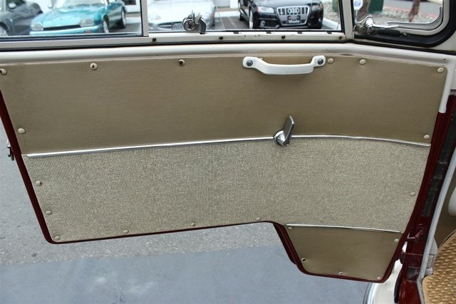 1967 Volkswagen Microbus 21 Window