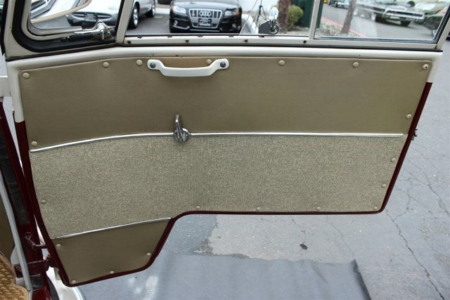 1967 Volkswagen Microbus 21 Window