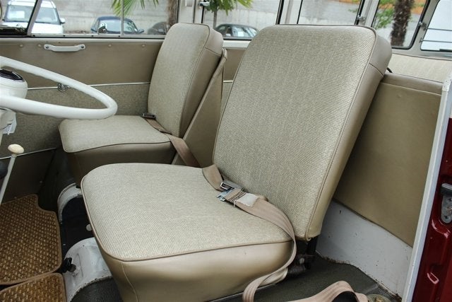 1967 Volkswagen Microbus 21 Window