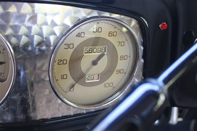 1933 Ford 3-Window Coupe Base