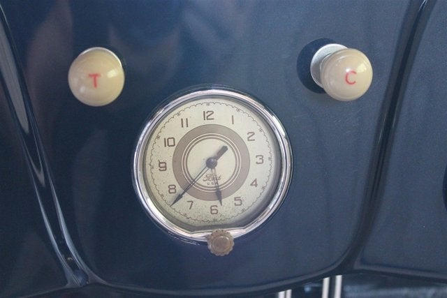 1933 Ford 3-Window Coupe Base