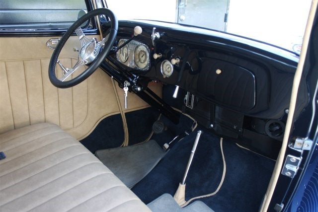 1933 Ford 3-Window Coupe Base