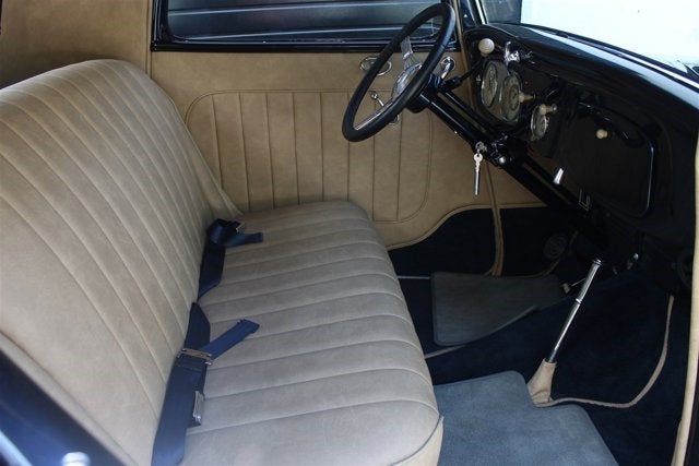 1933 Ford 3-Window Coupe Base