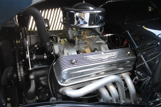 1933 Ford 3-Window Coupe Base