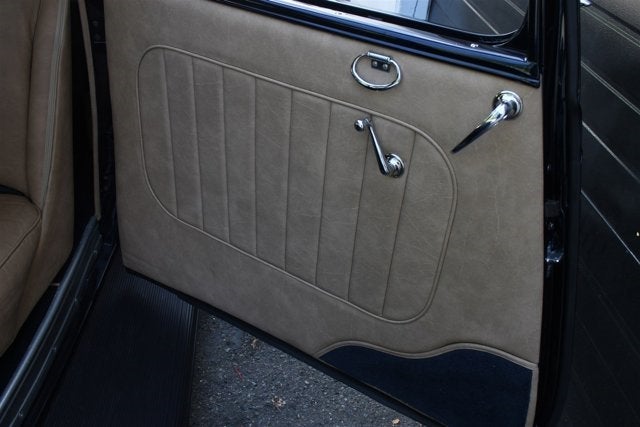 1933 Ford 3-Window Coupe Base