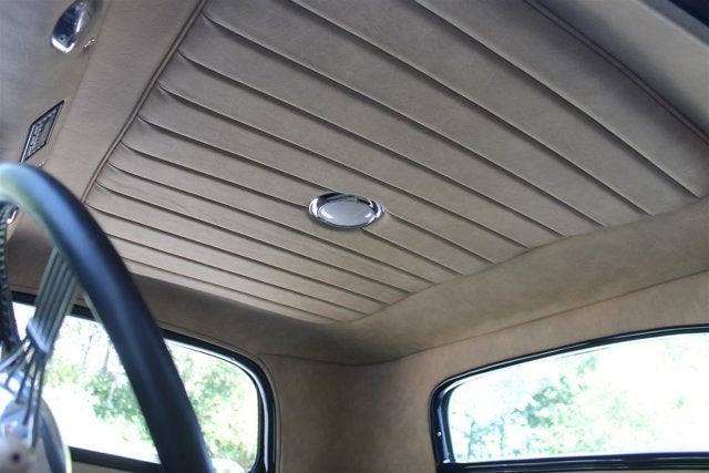 1933 Ford 3-Window Coupe Base