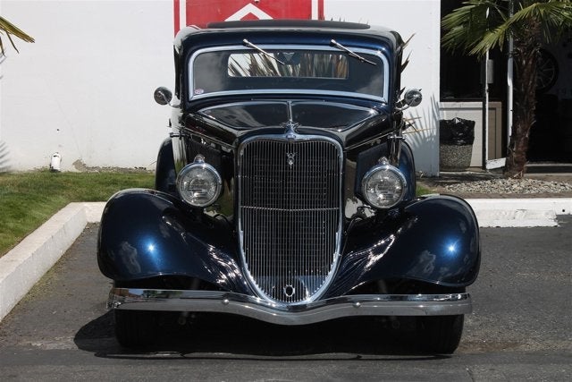 1933 Ford 3-Window Coupe Base