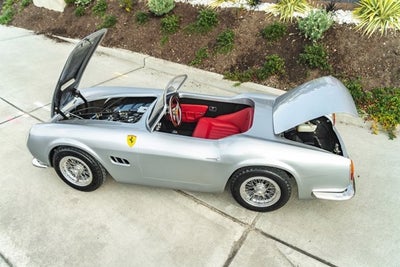 2020 Junior Car 250GT California Spyder Base