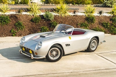 2020 Junior Car 250GT California Spyder Base