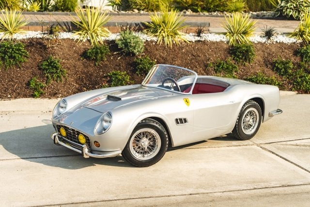 2020 Junior Car 250GT California Spyder Base