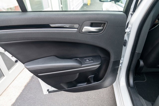 2019 Chrysler 300 300S