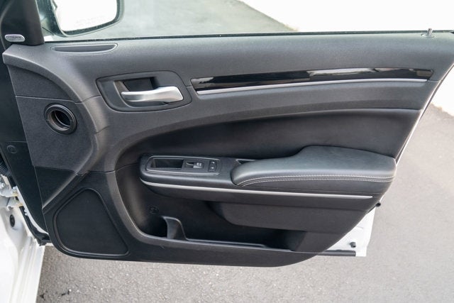 2019 Chrysler 300 300S