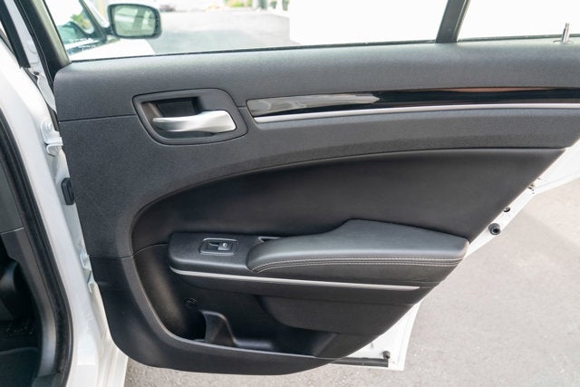 2019 Chrysler 300 300S