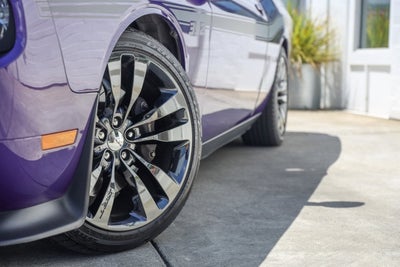 2014 Dodge Challenger SRT8 Core