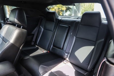 2016 Dodge Challenger R/T Plus