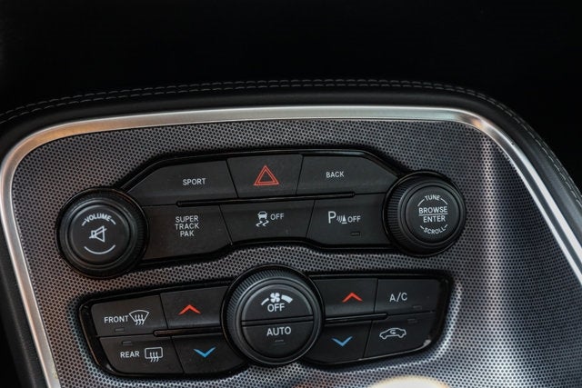 2016 Dodge Challenger R/T Plus