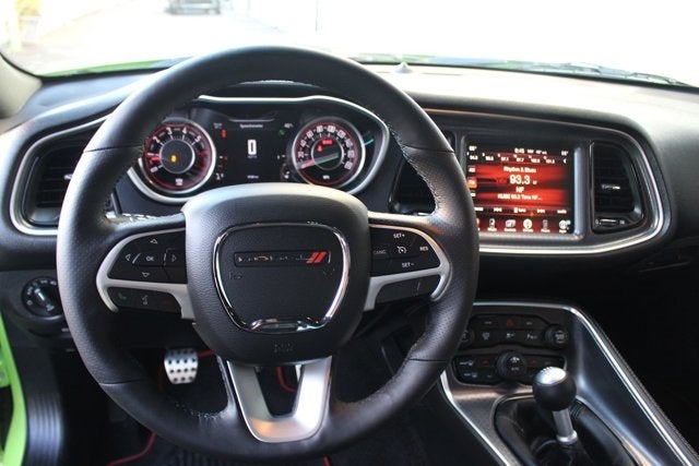 2015 Dodge Challenger R/T Scat Pack Shaker