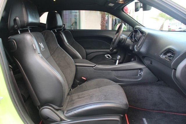 2015 Dodge Challenger R/T Scat Pack Shaker