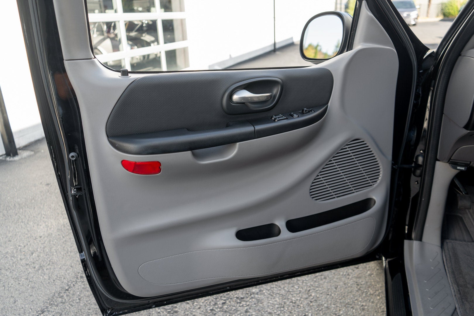 2004 Ford F-150 Heritage Lightning