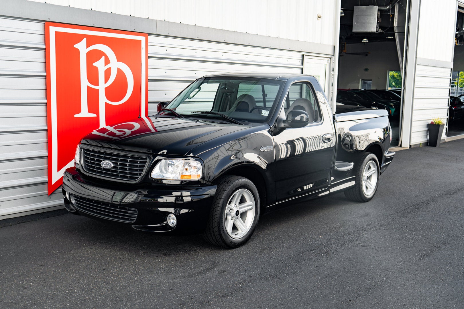 2004 Ford F-150 Heritage Lightning