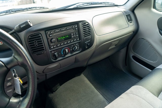 2004 Ford F-150 Heritage Lightning