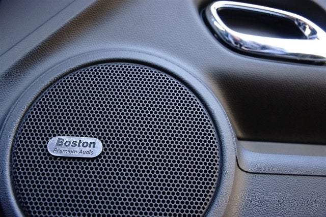 2014 Chevrolet Camaro SS with 2SS