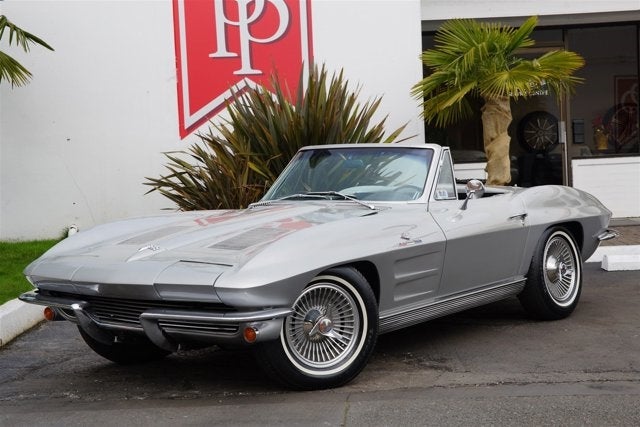1963 Chevrolet Corvette Roadster