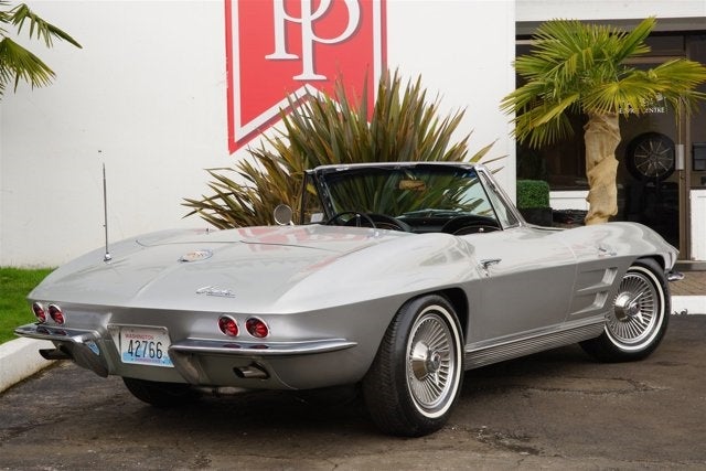 1963 Chevrolet Corvette Roadster