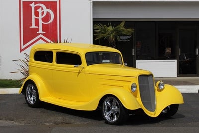 1933 Ford Coupe Hot Rod