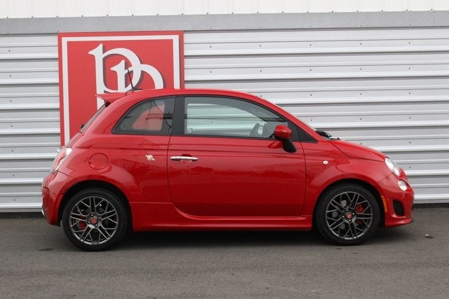 2016 FIAT 500 Abarth