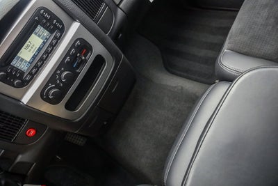 2005 Dodge Ram SRT-10 4dr Quad Cab 140.5" WB