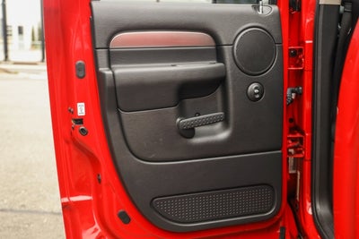 2005 Dodge Ram SRT-10 4dr Quad Cab 140.5" WB