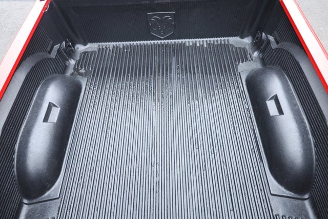 2005 Dodge Ram SRT-10 4dr Quad Cab 140.5" WB