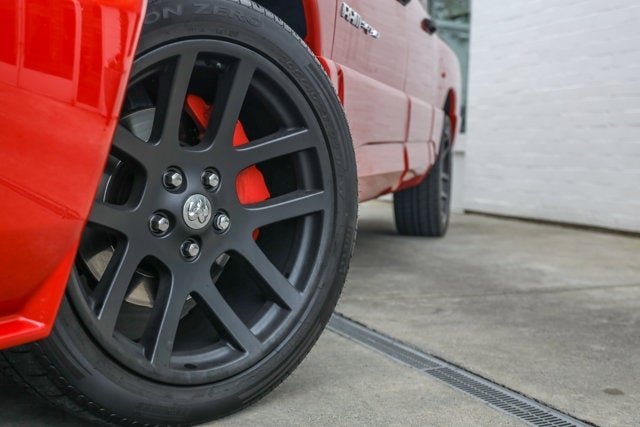 2005 Dodge Ram SRT-10 4dr Quad Cab 140.5" WB