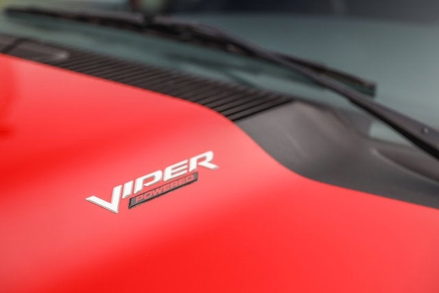 2005 Dodge Ram SRT-10 4dr Quad Cab 140.5" WB