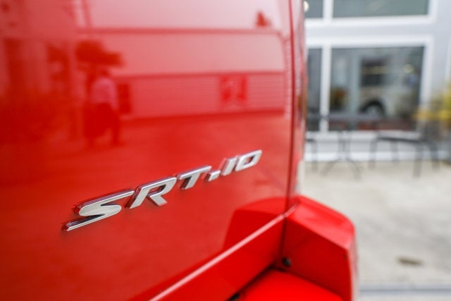 2005 Dodge Ram SRT-10 4dr Quad Cab 140.5" WB