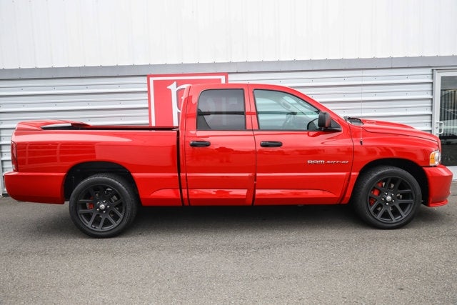 2005 Dodge Ram SRT-10 4dr Quad Cab 140.5" WB