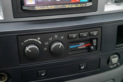 2006 Dodge Ram SRT-10 4dr Quad Cab 140.5" WB