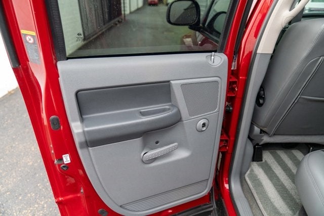 2006 Dodge Ram SRT-10 4dr Quad Cab 140.5" WB