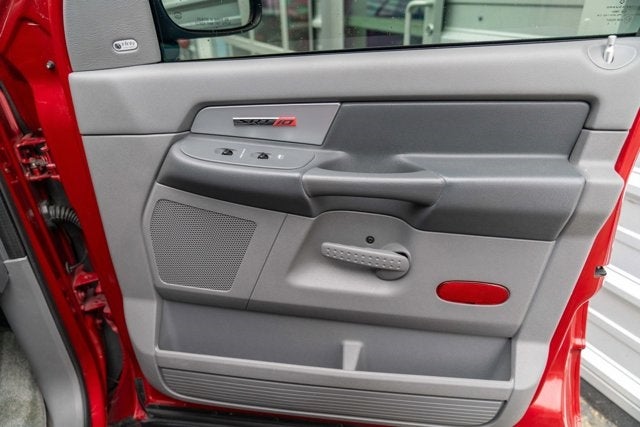 2006 Dodge Ram SRT-10 4dr Quad Cab 140.5" WB
