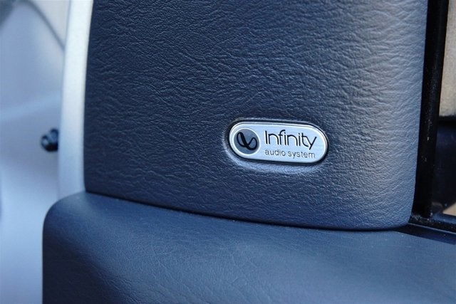 2005 Dodge Ram SRT-10 4dr Quad Cab 140.5" WB