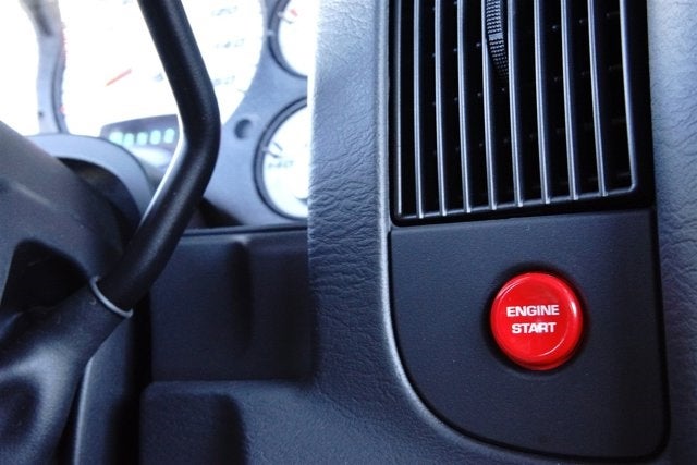 2005 Dodge Ram SRT-10 4dr Quad Cab 140.5" WB