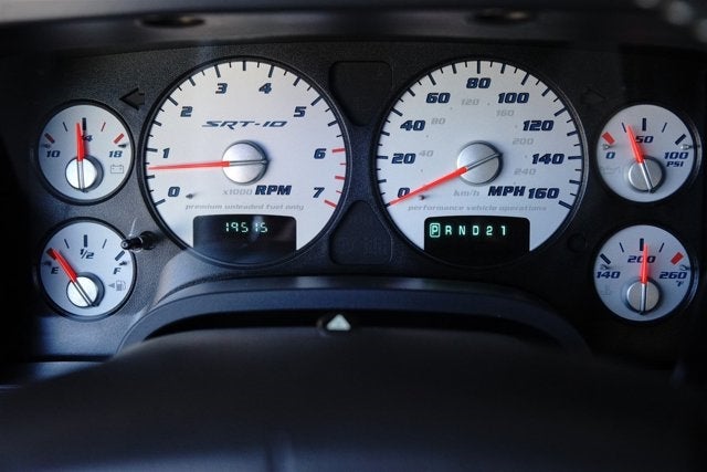 2005 Dodge Ram SRT-10 4dr Quad Cab 140.5" WB