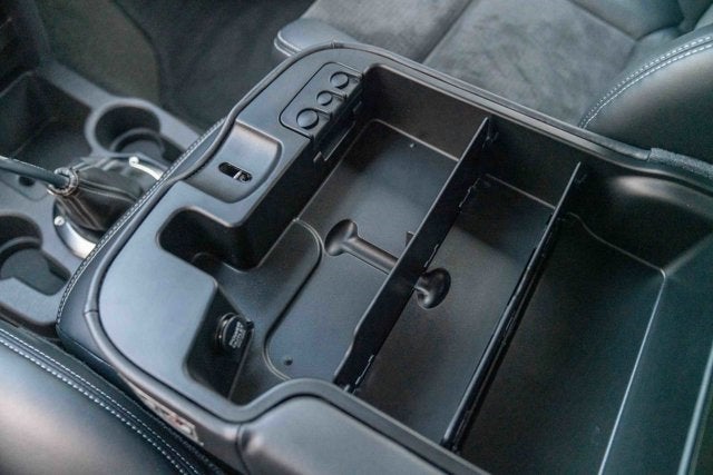 2005 Dodge Ram SRT-10 2dr Reg Cab 120.5" WB