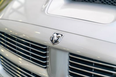 2005 Dodge Ram SRT-10 2dr Reg Cab 120.5" WB