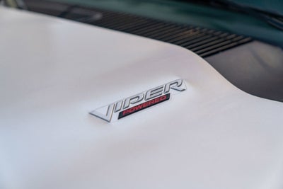 2005 Dodge Ram SRT-10 2dr Reg Cab 120.5" WB