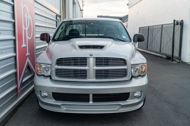 2005 Dodge Ram SRT-10 2dr Reg Cab 120.5" WB